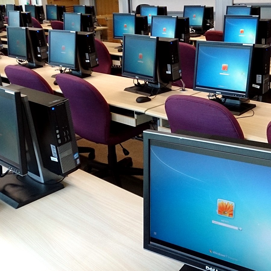 Networked computer lab workstations
